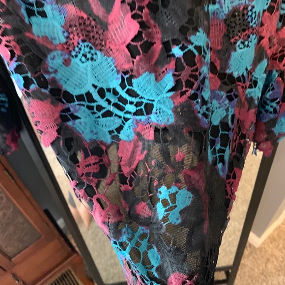 S TRACY REESE TOP - Picture 3 of 7